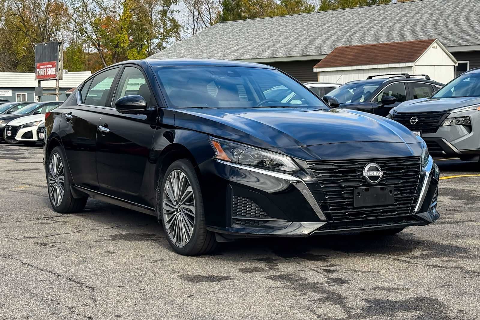 Certified 2023 Nissan Altima 2.5 SL AWD/4WD image 1
