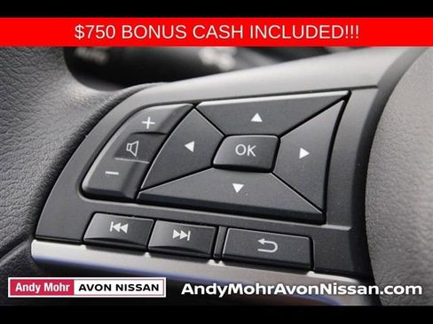 New 2025 Nissan Versa SV w/ Trunk Package FWD image 16