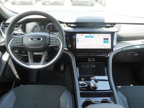 New 2026 Jeep Grand Cherokee Altitude AWD/4WD image 14