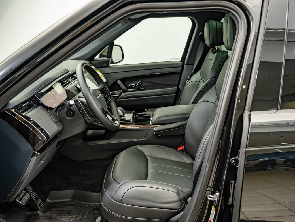 New 2026 Land Rover Range Rover Sport Dynamic SE AWD/4WD image 21