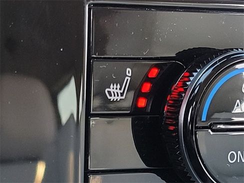 New 2026 Nissan Pathfinder SL image 17