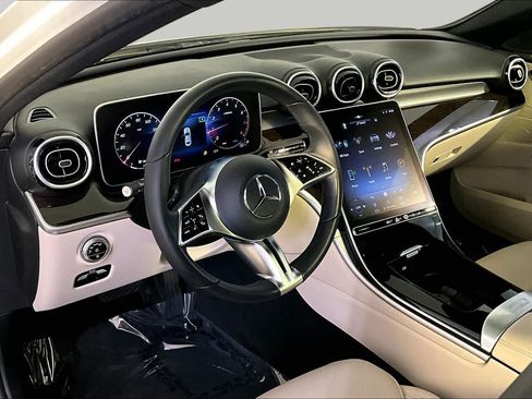 Used 2023 Mercedes-Benz C 300 4MATIC Sedan image 18