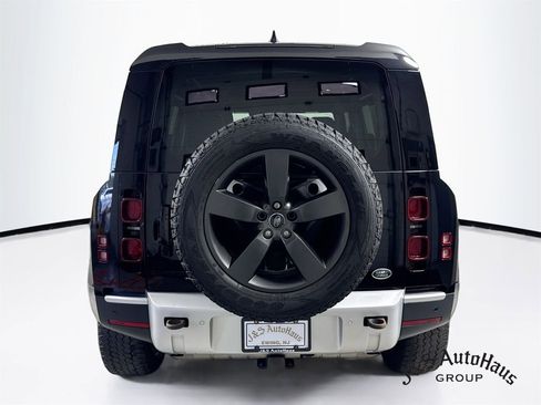 Used 2023 Land Rover Defender 110 SE AWD/4WD image 6
