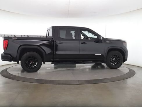 Used 2025 GMC Sierra 1500 Elevation w/ Elevation Premium Package AWD/4WD image 6