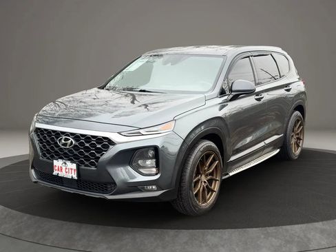 Used 2019 Hyundai Santa Fe SEL image 1