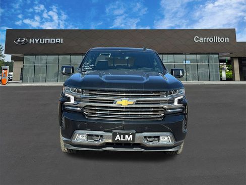 Used 2021 Chevrolet Silverado 1500 High Country w/ Technology Package image 2