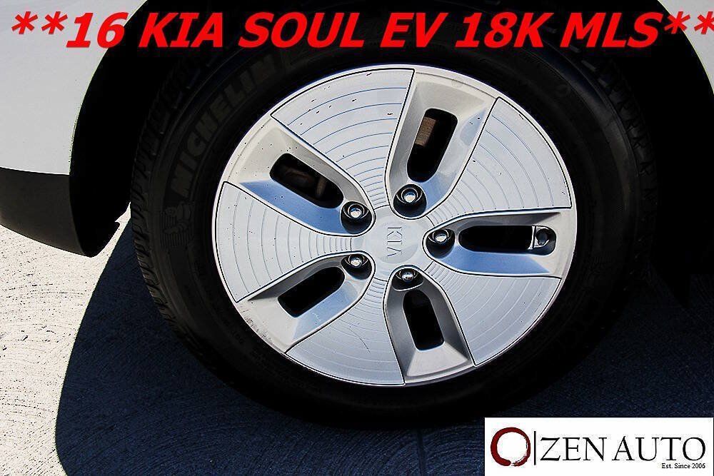 Used 2016 Kia Soul EV FWD image 44