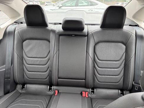 Used 2024 Volkswagen Jetta SEL FWD image 14