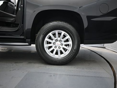 Used 2019 GMC Yukon XL SLT w/ Open Road Package image 21