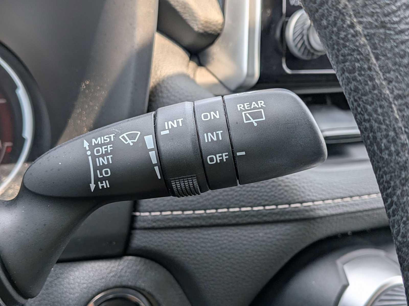 Used 2023 Toyota RAV4 XLE AWD/4WD image 25