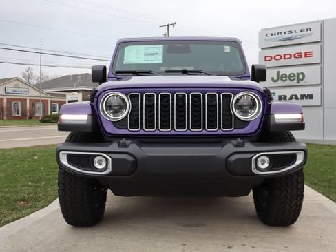 New 2026 Jeep Wrangler Unlimited Sahara AWD/4WD image 7
