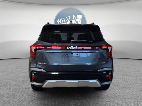 Certified 2024 Kia Seltos S image 5