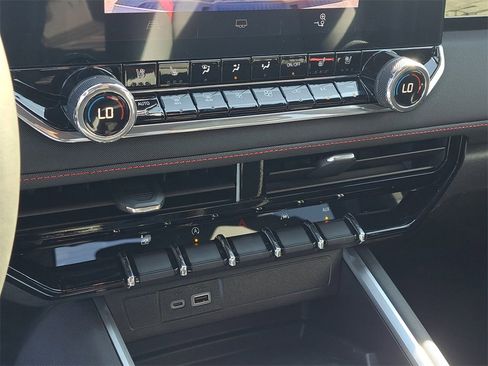 New 2026 Chevrolet Colorado Z71 w/ Z71 Convenience Package 2 image 15