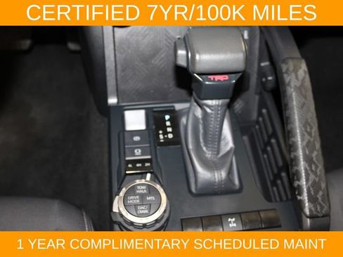 Used 2024 Toyota Tacoma TRD Off-Road AWD/4WD image 28