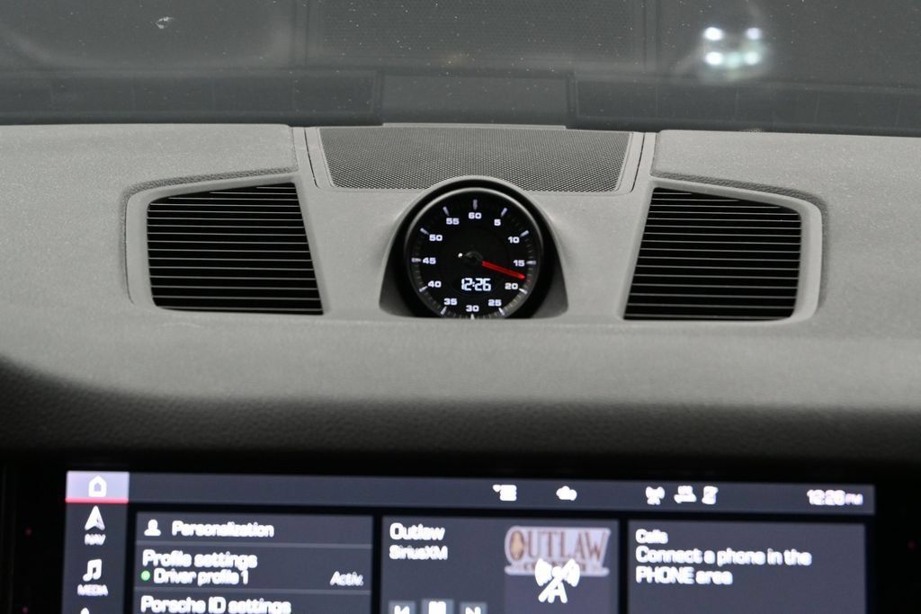 Certified 2021 Porsche Cayenne S AWD/4WD image 24