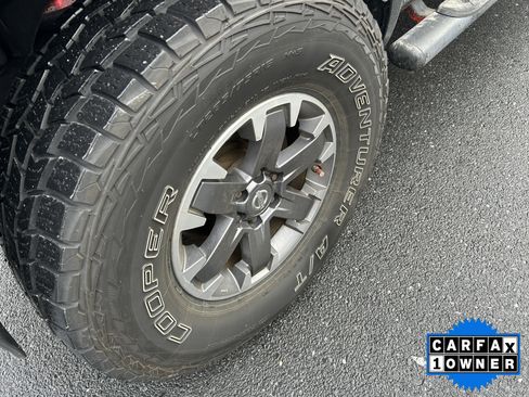 Used 2019 Nissan Frontier PRO-4X image 11