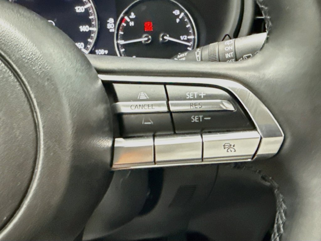 Used 2022 MAZDA CX-30 AWD 2.5 S w/ Premium Package image 12