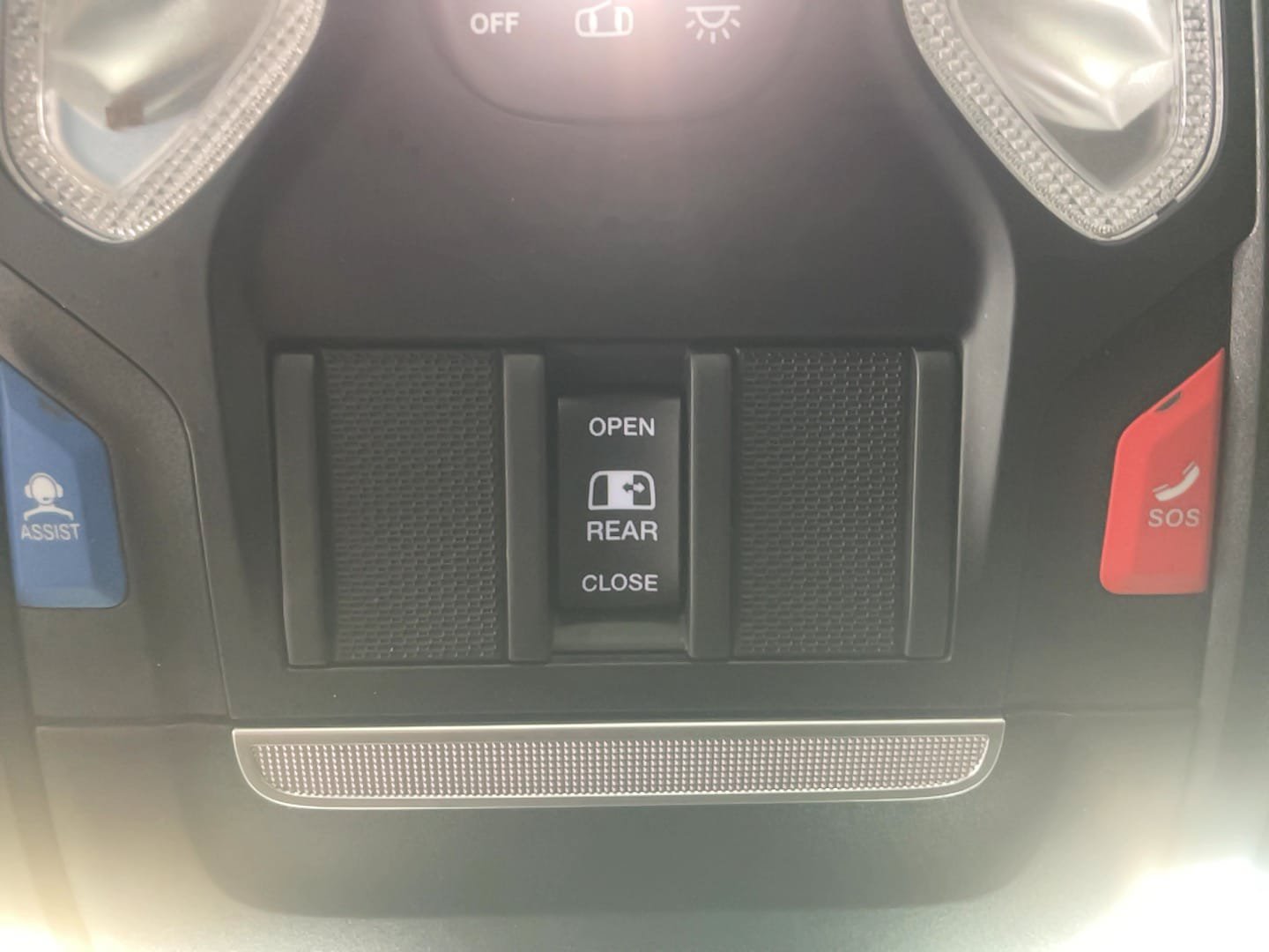 Used 2023 RAM 1500 Rebel w/ Rebel Level 2 Equipment Group AWD/4WD image 19