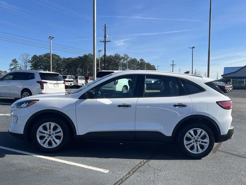 Used 2021 Ford Escape S image 21