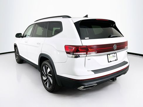Used 2025 Volkswagen Atlas SE image 5