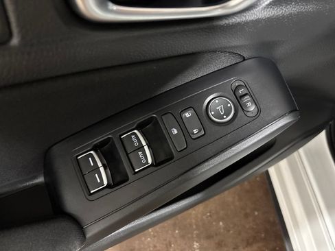 Used 2023 Honda Civic Sport image 12