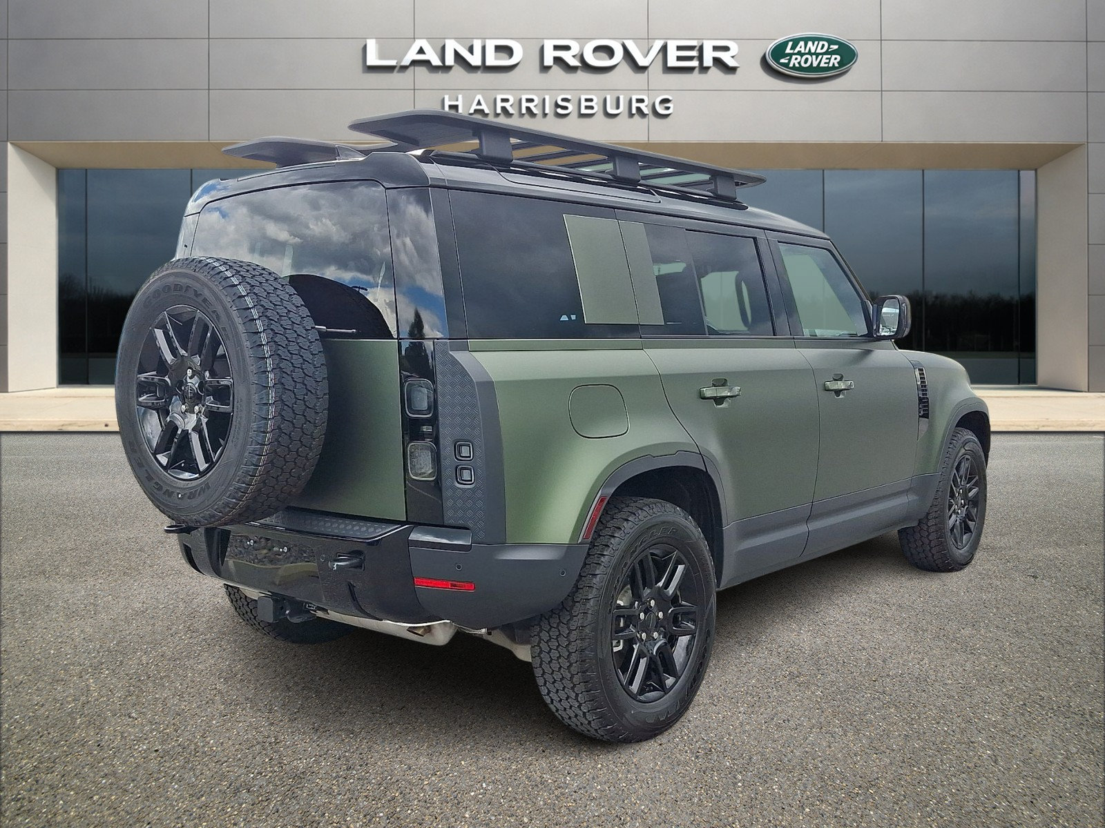 New 2026 Land Rover Defender 110 S AWD/4WD image 4
