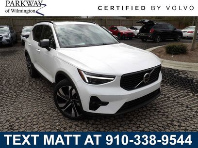 Certified 2025 Volvo XC40 B5 Ultra w/ Climate Package