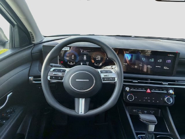 New 2026 Hyundai Tucson SEL FWD image 22