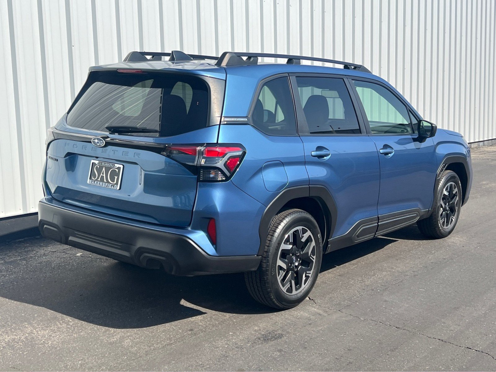 Used 2025 Subaru Forester Premium AWD/4WD image 6