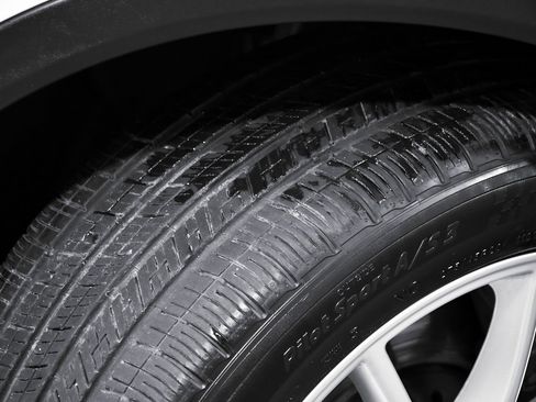 Used 2022 Porsche Cayenne Coupe image 86