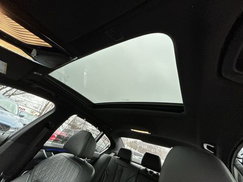 Used 2022 BMW M550i xDrive w/ Executive Package image 24