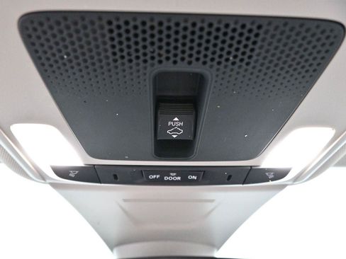 Used 2022 Honda Civic EX image 27