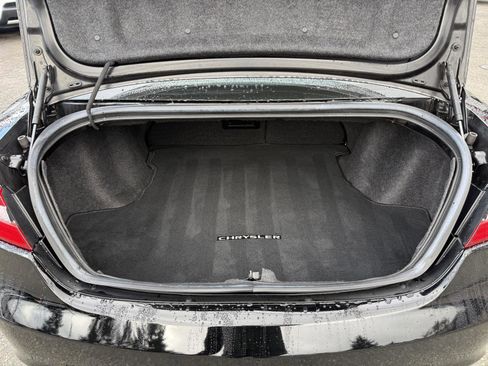 Used 2014 Chrysler 200 Limited image 13