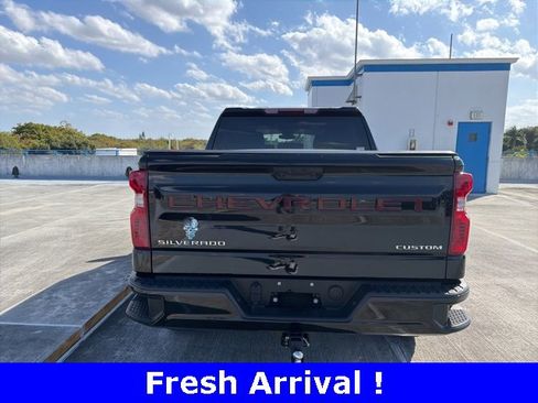 Used 2024 Chevrolet Silverado 1500 Custom w/ LPO, Dark Essentials Package image 18