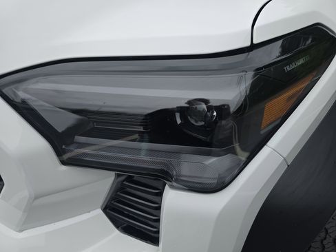 New 2026 Toyota Tacoma 4x4 Double Cab Hybrid image 25