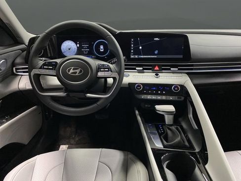 New 2026 Hyundai Elantra Limited image 5