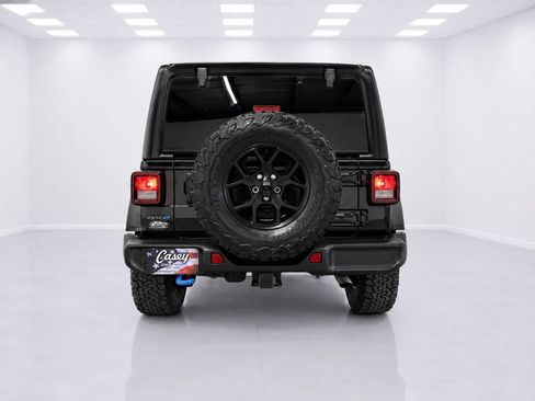Used 2024 Jeep Wrangler Unlimited AWD/4WD image 11