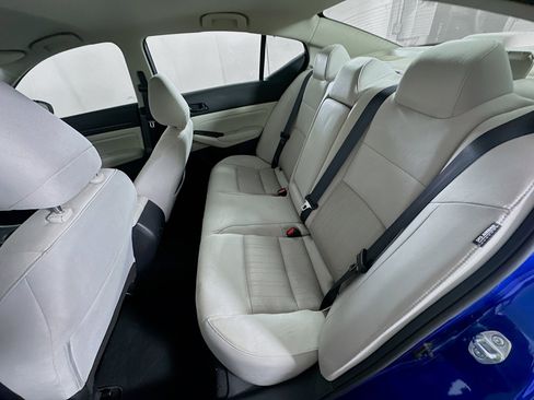 Used 2025 Nissan Altima 2.5 SV image 26