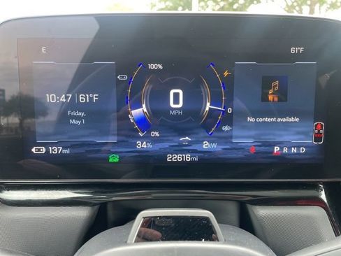 Used 2025 Chevrolet Silverado EV RST AWD/4WD image 12