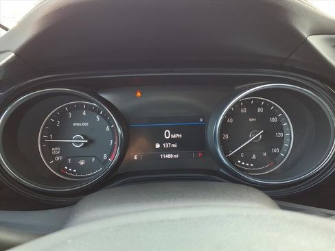 Certified 2022 Buick Encore GX Essence image 17