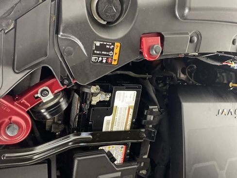 Used 2019 Chevrolet Traverse LT w/ LT Premium Package FWD image 37