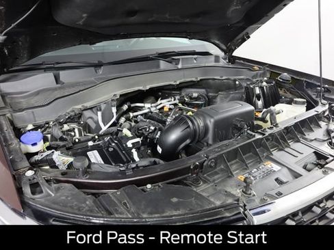 Certified 2022 Ford Explorer XLT w/ Equipment Group 202A image 13