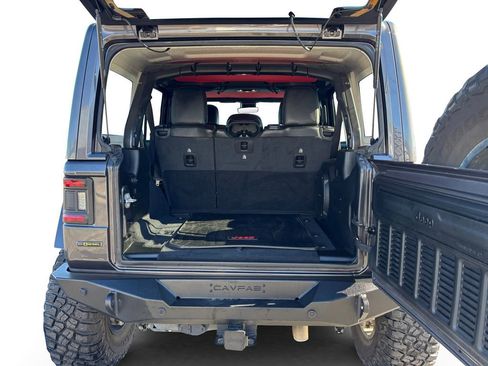 Used 2021 Jeep Wrangler Unlimited Rubicon image 24