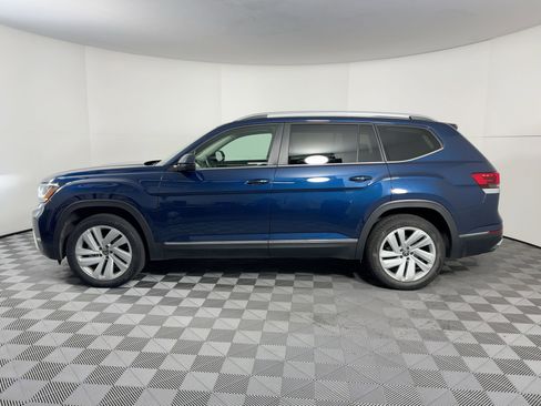 Used 2022 Volkswagen Atlas SEL image 2