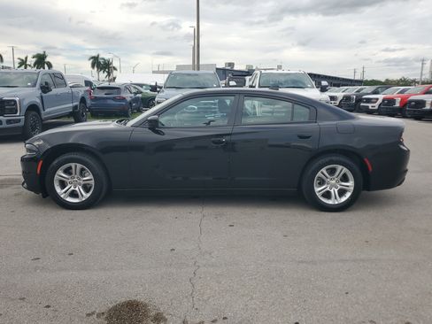 Used 2023 Dodge Charger SXT image 8