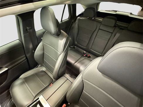 Certified 2023 Mercedes-Benz GLC 300 GLC 300 image 23