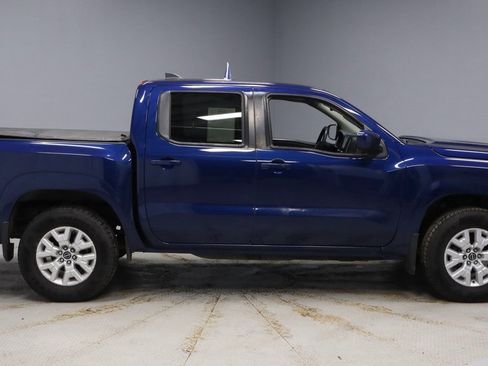 Used 2022 Nissan Frontier SV image 11