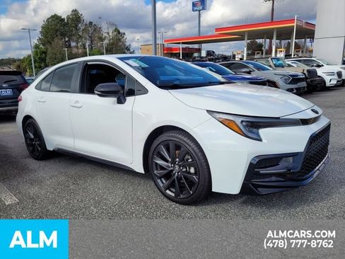 Used 2024 Toyota Corolla LE image 13