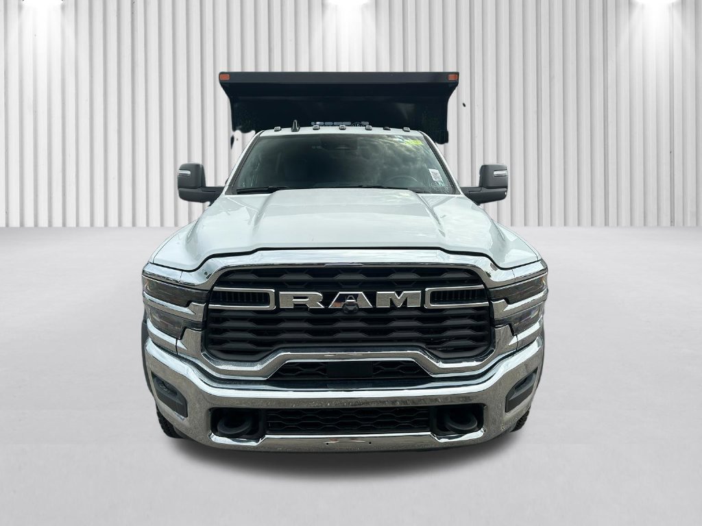 New 2026 RAM 5500 Tradesman w/ Chrome Appearance Group AWD/4WD image 9