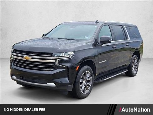 Used 2023 Chevrolet Suburban LT w/ LT Signature Plus Package RWD image 1